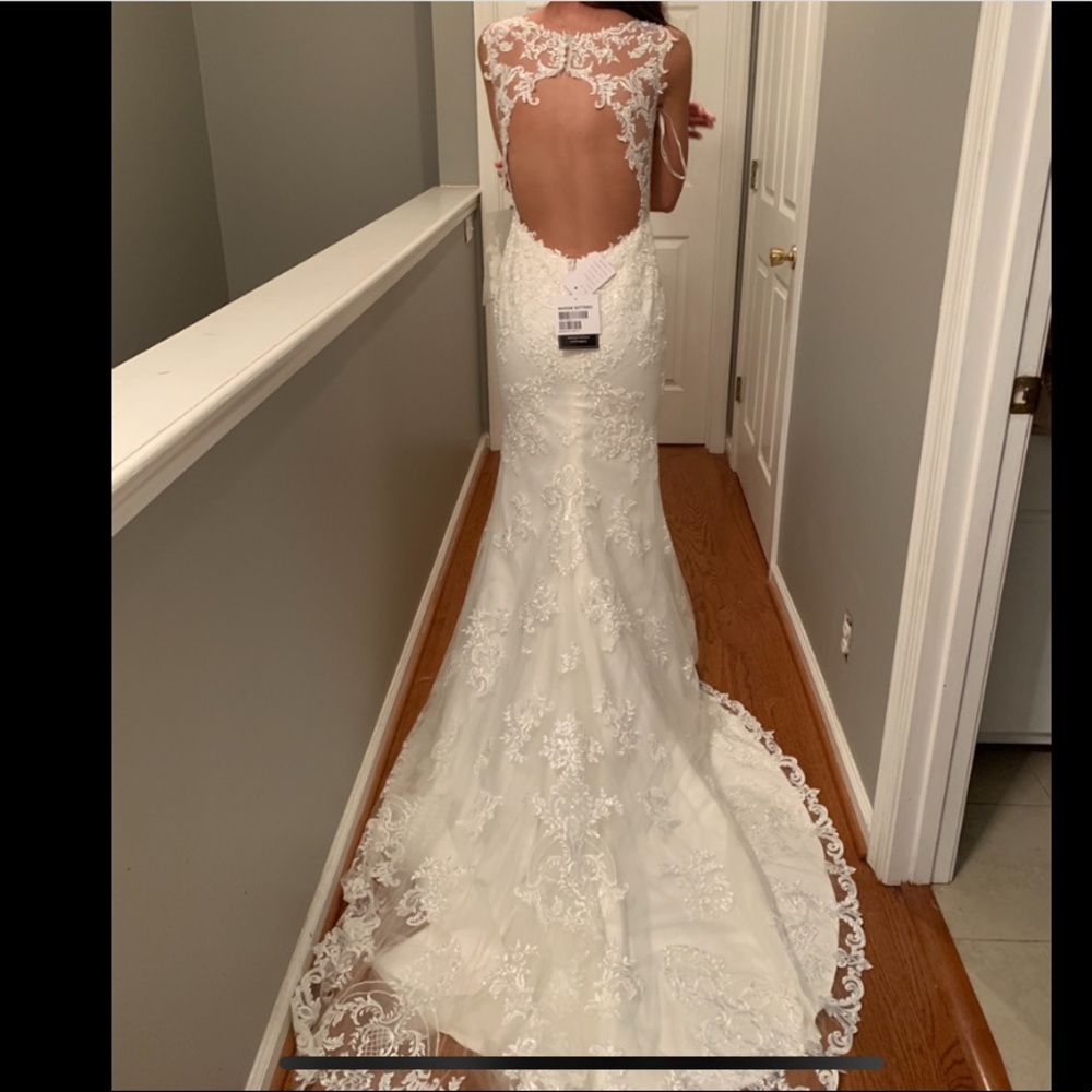 Maggie Sottero Wedding Dress